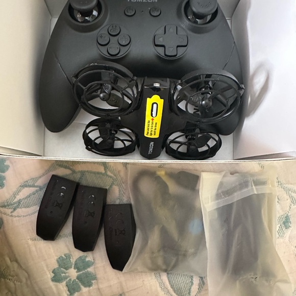 Mini Drone Tomzon - Picture 4 of 4